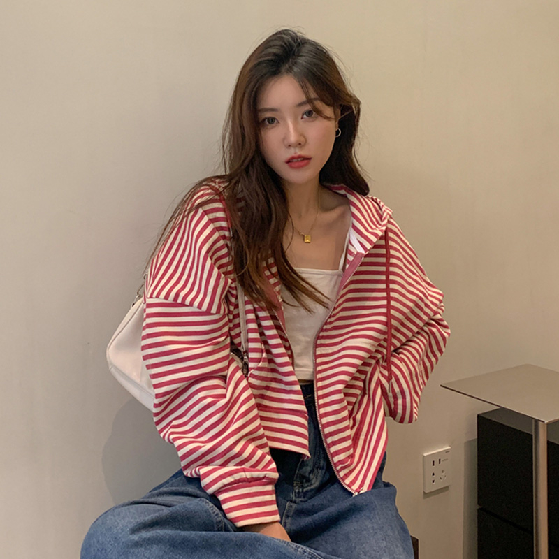 Belly button exposed short zipper sweater women's new autumn and winter American retro striped ins