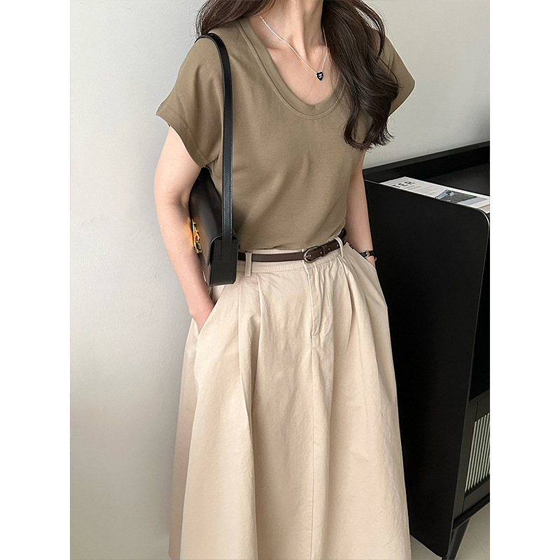 Real shot~2023 summer U-neck Korean style casual and gentle top French retro simple slim-fit sweet short-sleeved
