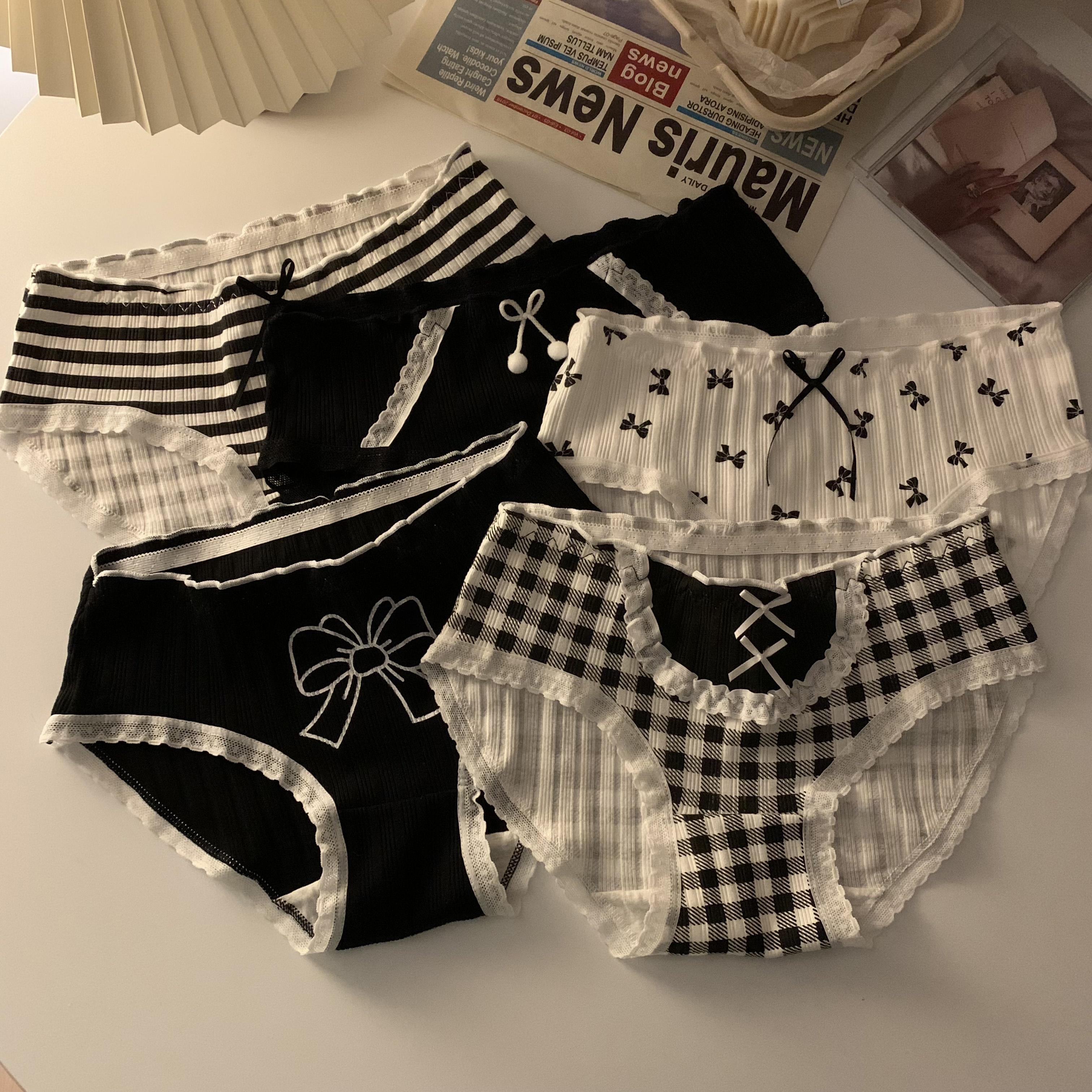 Real price Japanese underwear women's sexy bow pure cotton versatile lattice breathable Briefs 3 Pack