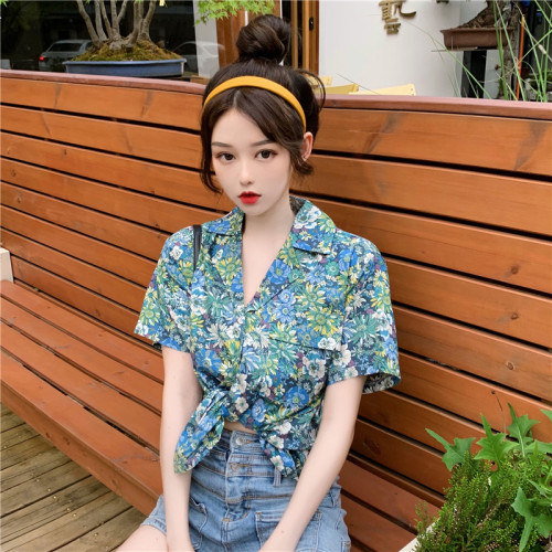 Hong Kong style floral short-sleeved shirt women's summer  retro Hong Kong flavor ins design sense