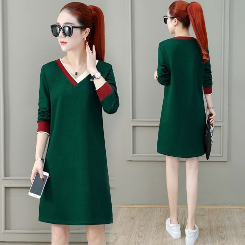 Mid-length dress spring and autumn Korean version loose women's new fashion large size slim V-neck T-shirt casual skirt
