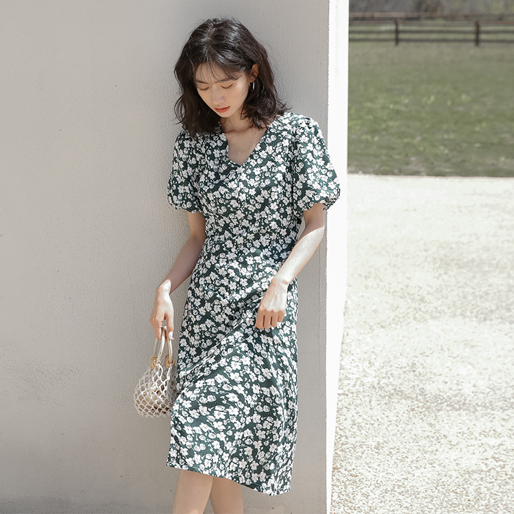 Make a new date dress, Hepburn's long skirt can be salt and sweet, rouje broken flower Za dress, female summer.