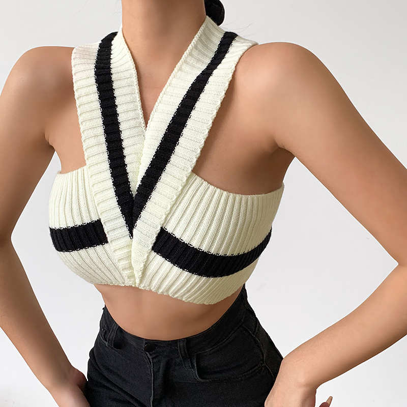 European and American knitted neck suspender vest women's outer wear design sense hot girl navel exposed short top