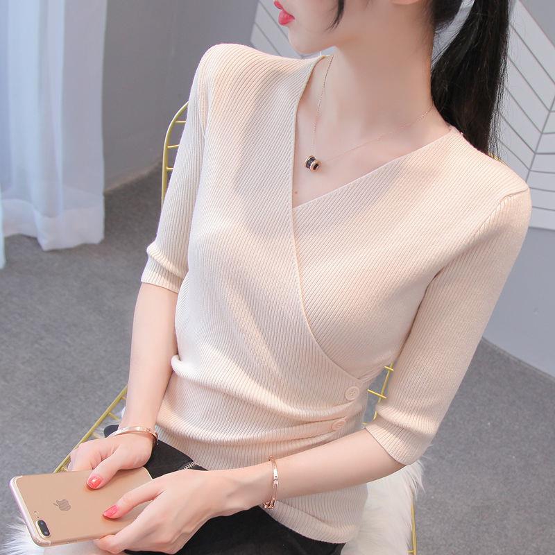 Spring 2021 new women's middle sleeve top V-neck foreign style half sleeve sweater ice silk short sleeve base thin summer