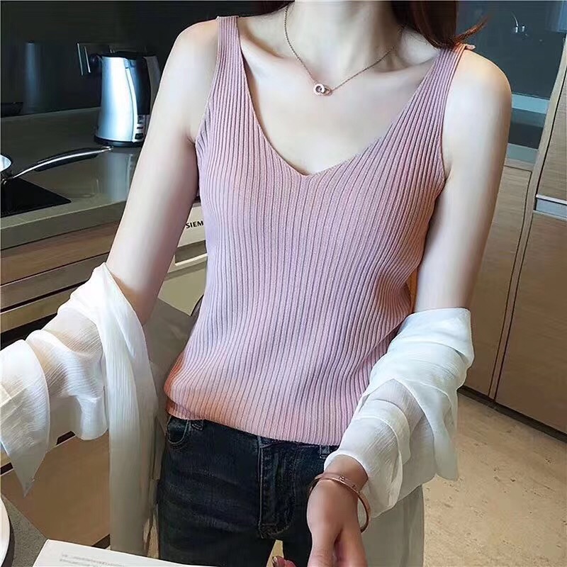 V-neck camisole women's summer wear ice silk knit black and white careful machine bottoming shirt sleeveless top outerwear tide