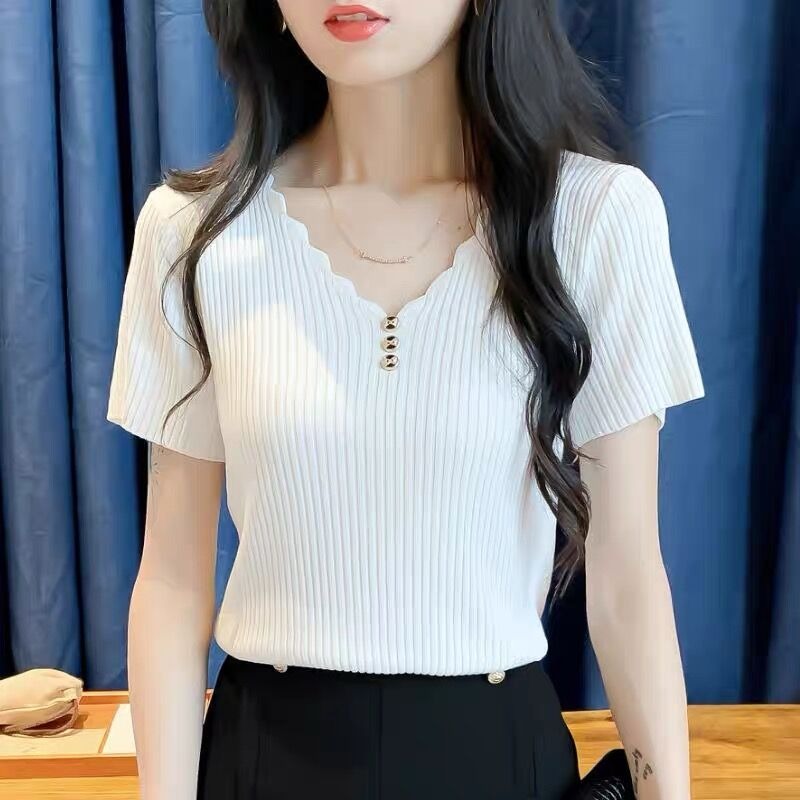 Ice silk short sleeve T-shirt women's 2022 summer new White V-Neck top short slim fit half sleeve knitted bottomed shirt thin