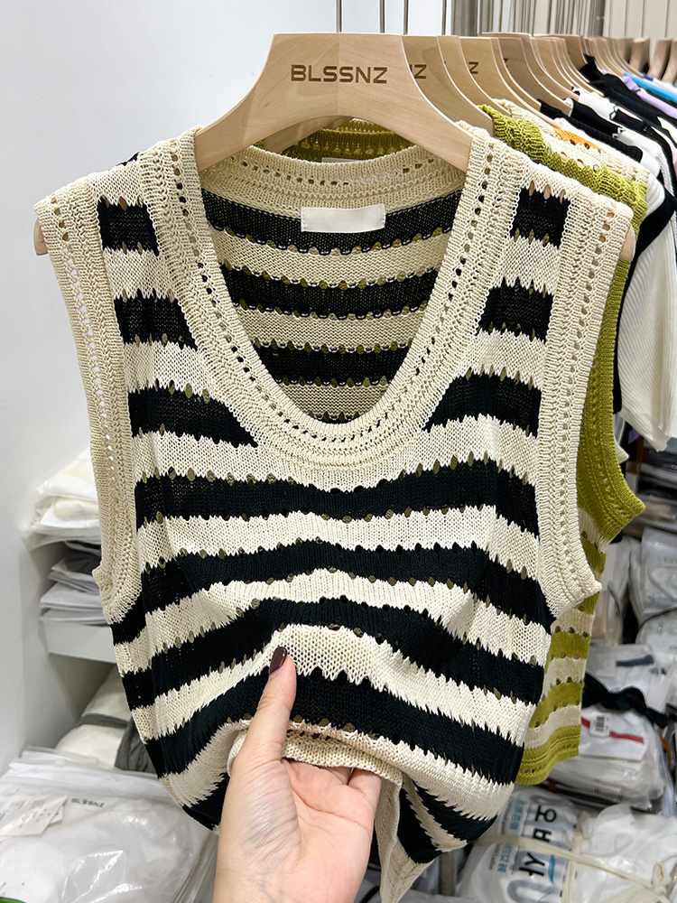 Striped Hollow Knitted Shirt Women's Summer Pure Chic Sweet Spicy Short V-Neck Jacket Sleeveless Vest Loose