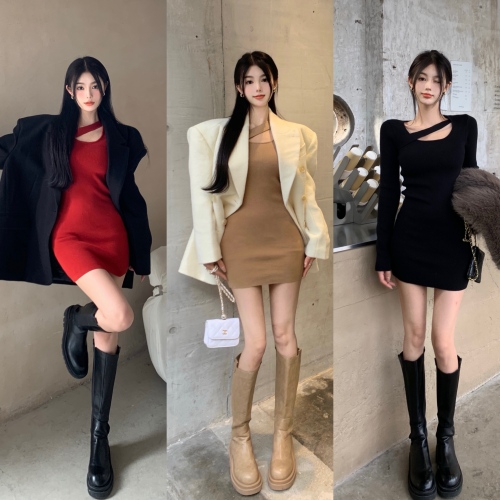 Real shooting, real price temperament, foreign style, versatile design, knitted elastic sweater dress
