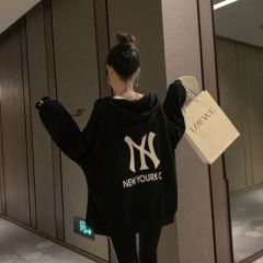 Hooded sweater women's spring and Autumn New Korean version of loose and super hot set of versatile student top