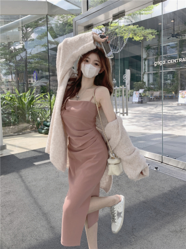 Real shot Lazy long-sleeved early autumn terry loose coat + sling pleated slit long skirt