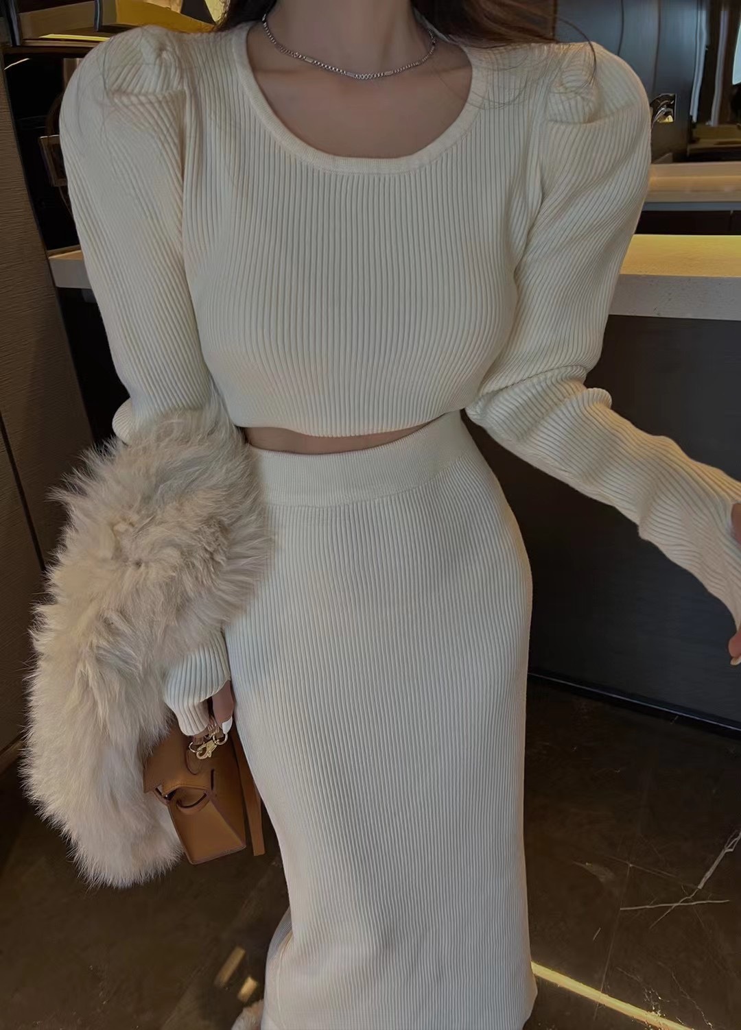 South Korea's Dongdaemun 2022 Winter New Bubble Puff Sleeve Short Knit Top + High Waist Skirt Set