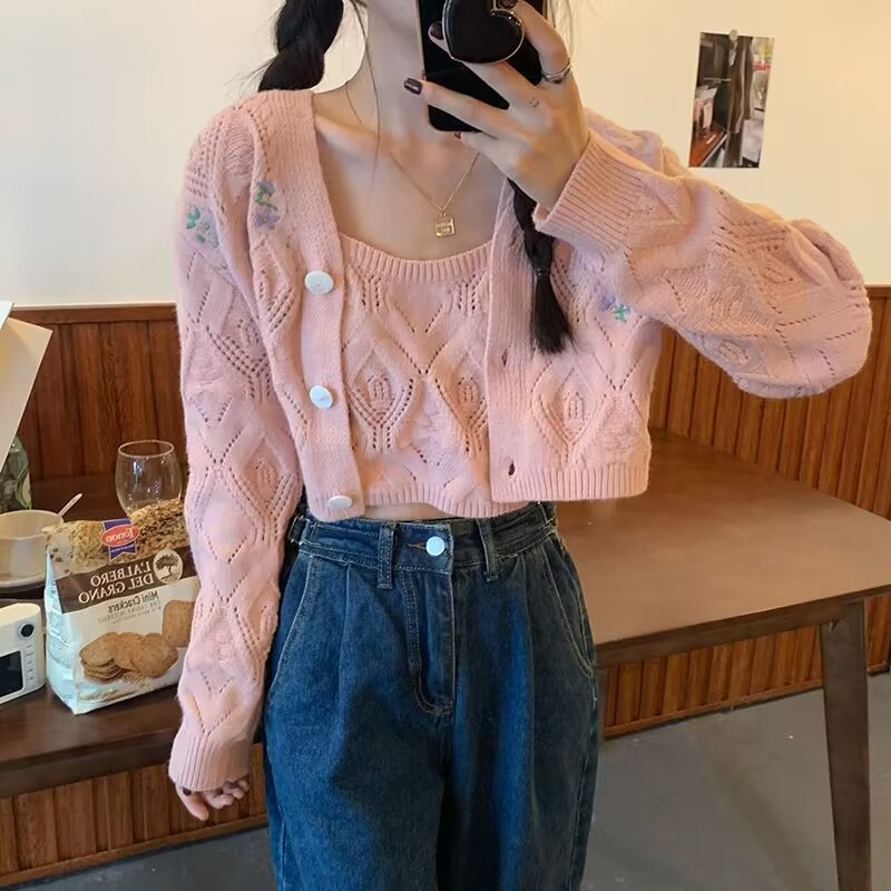 Japanese retro sweater women's autumn and winter design sense niche lazy wind top knitted cardigan jacket