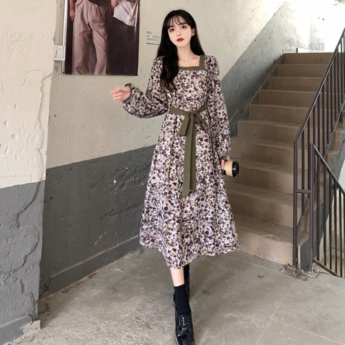 Real price retro Platycodon grandiflorum long skirt French girl's first love temperament Cuihua bandage long sleeve dress female
