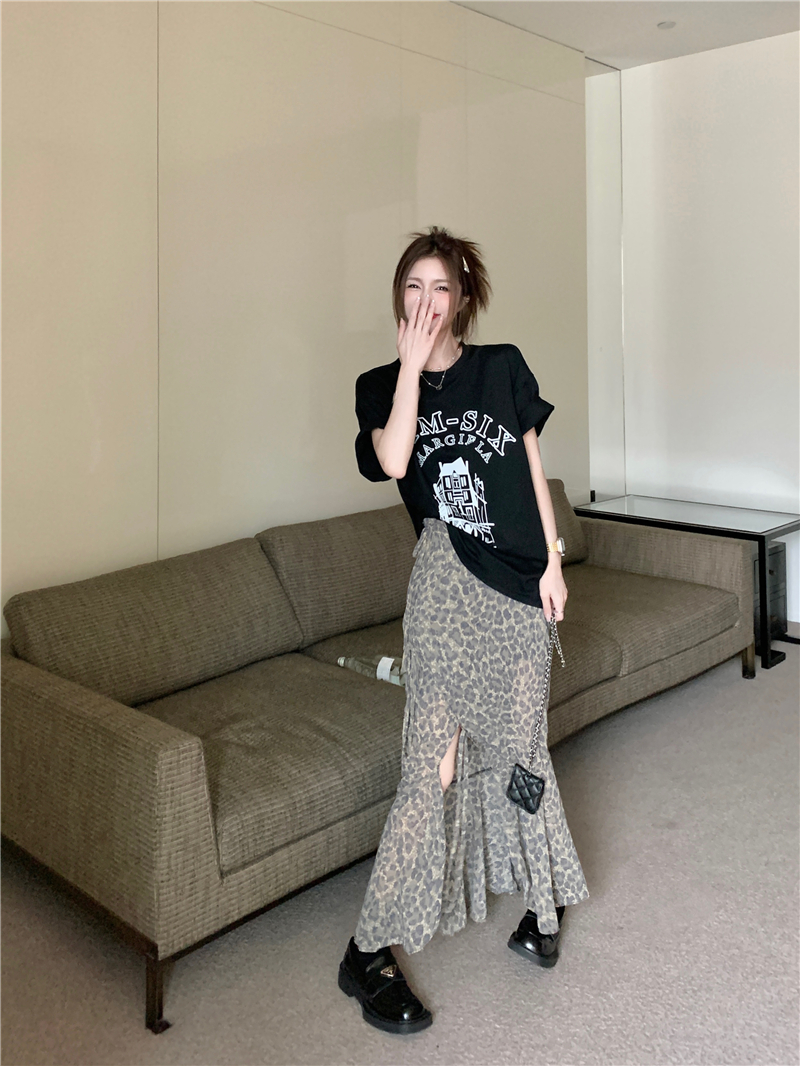 Real price real shot alienation beauty floral skirt women's spring and summer mermaid skirt design mid-length skirt