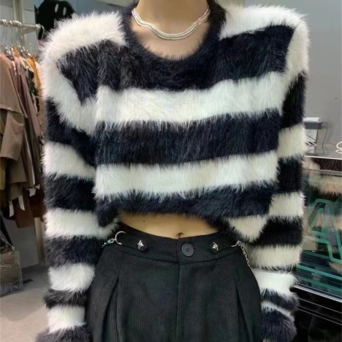 2022 autumn and winter Korean version fluffy color matching striped sweater autumn new round neck loose all-match top women