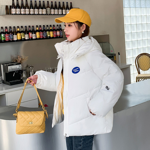 Real shot of Hong Kong style cotton padded clothes new women's Korean version of bread clothing winter clothes small trendy thickened short coat