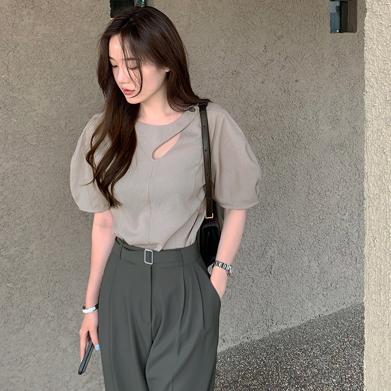 Careful machine hollowed out bubble sleeve top women's summer design round neck one button short sleeve shirt