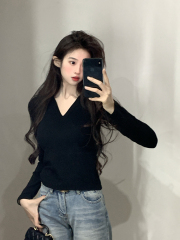 Shooted~Basic Pure Color Velvety Small V-Neck Slimming T-Shirt Top Women Autumn New Arrival