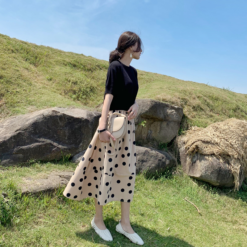 Spring and summer 2020 new style French knitwear knee length retro Polka Dot long skirt two piece suit dress female