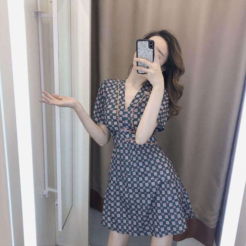 Cool wind rouje floral dress fashion dress female summer base orange skirt first love skirt Gao Guisen short skirt