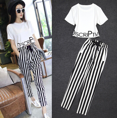 Summer new Korean version girl friend suit girl student short sleeve T-shirt stripe 9-point pants casual two sets of open squeeze fashion