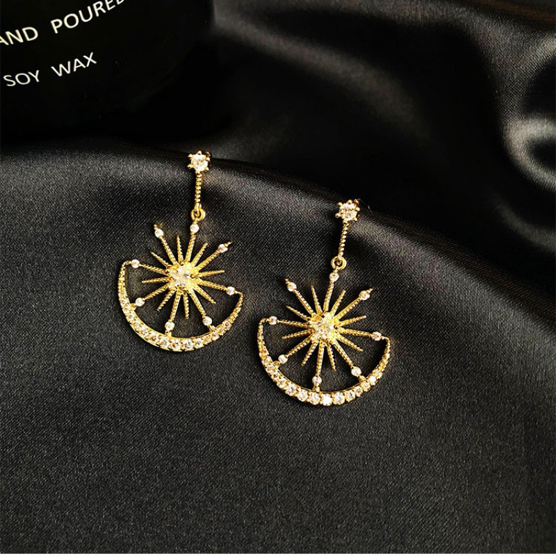 2020 New Star Moon Earrings metal Earrings Silver Needle net red long earrings temperament ear accessories