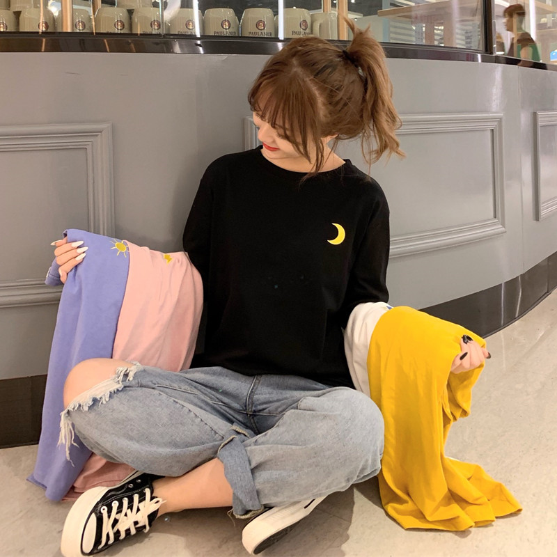 Shooting 2020 new spring and autumn women's clothing Korean version loose embroidery long sleeve bottoming T-shirt fashion