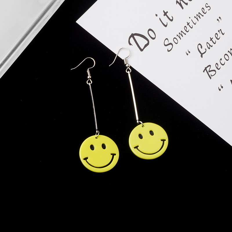 Japanese and Korean new fashion interesting yellow smiling face long earrings network red trend lovely personality tassels