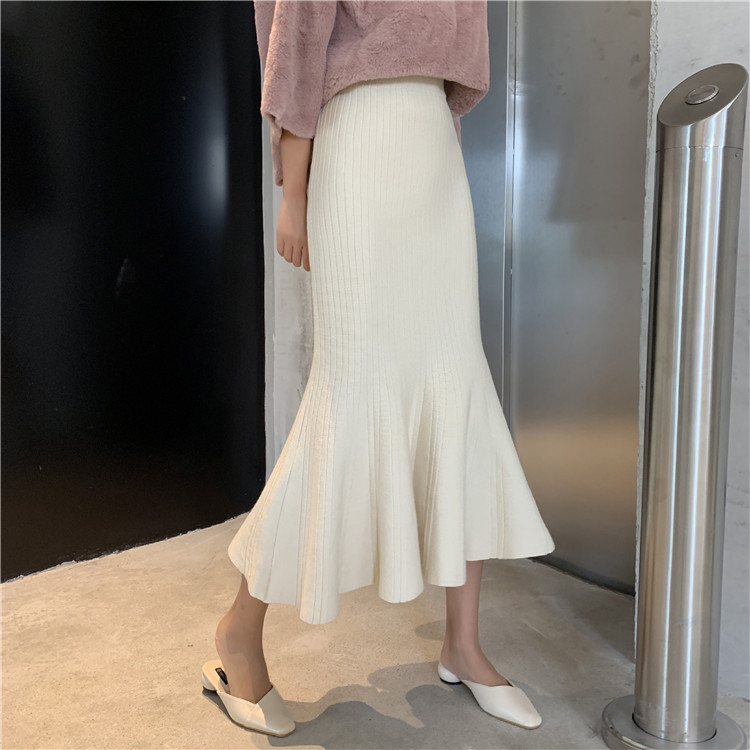 Shooting ~ video ~ autumn / winter 2020 Hong Kong style high waist slim knit fishtail buttock lotus leaf skirt