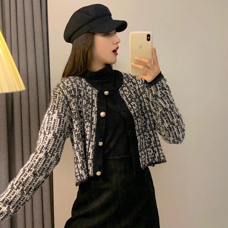 Real shot quality inspection autumn small fragrance thin long sleeve knitted cardigan with short sweater jacket