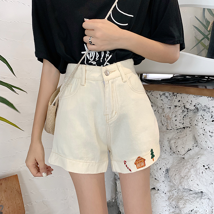 Actual Flat Layout in Inner College Wind Cartoon Tree House Embroidery Printed Jeans Shorts