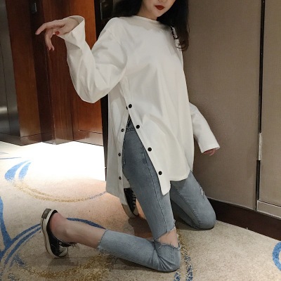 2020 new early autumn Korean net red solid color long sleeve T-shirt for women's loose students' split foreign trade women's top