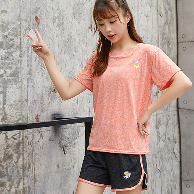 Sports suit women's summer Korean version slim student Daisy Casual Short Sleeve T-Shirt Large thin clothes two piece set
