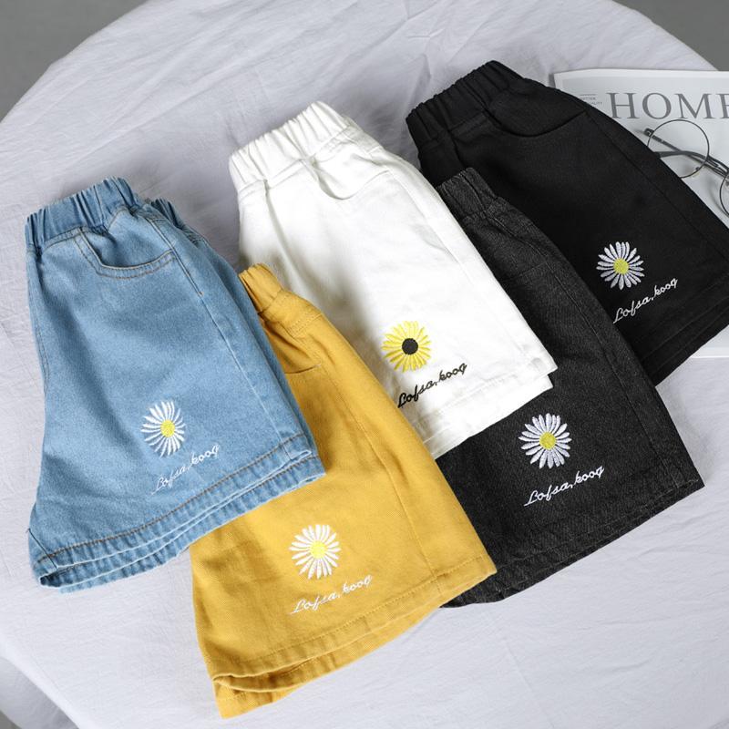 Girls' denim shorts summer wear versatile thin little girls' summer clothes middle and large children's foreign style five point pants