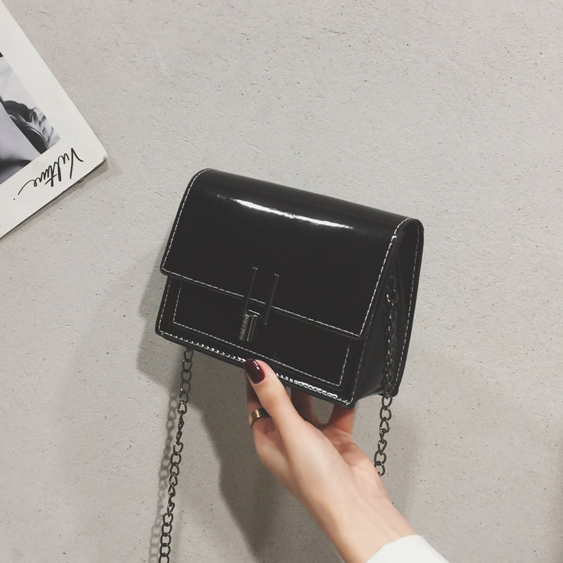 Bag Crossbody Korean female student versatile new ins Mini lacquered social chain small square bag