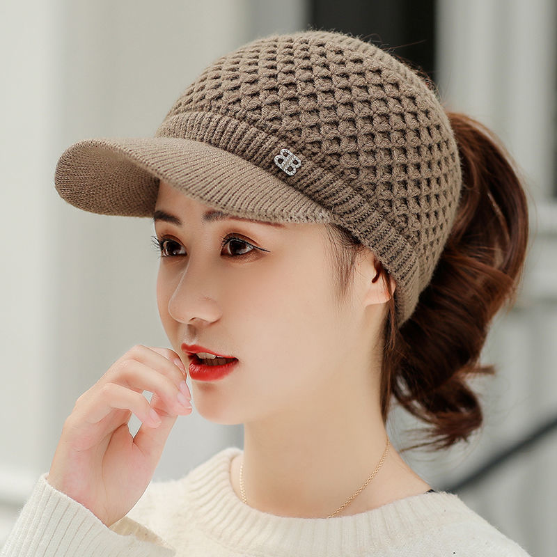 Thickened Korean fashion hollow top duck cap warm windproof cap children's winter knitted hat versatile Wool Hat Women's hat