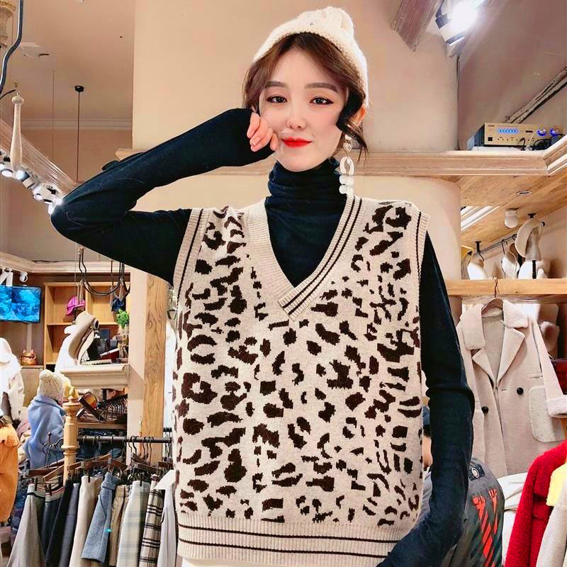 Thickened vest women's Knitted Vest Korean leopard print 2020 new large women's fashion sweater in autumn and winter