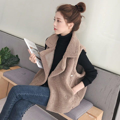 Autumn and winter Plush vest vest vest female 2020 new college style loose and slim sleeveless shoulder jacket