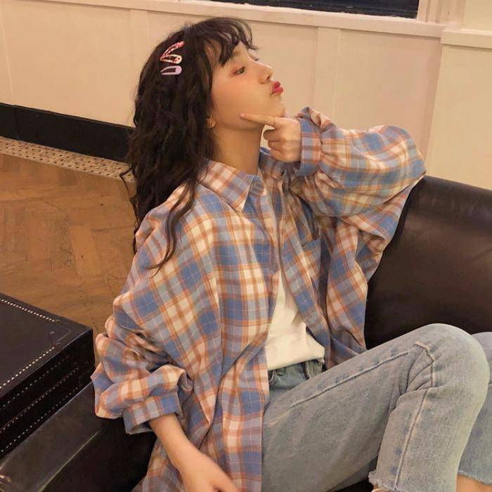 Autumn and winter Korean loose Plaid Shirt coat schoolgirl retro versatile harbor chic thin long sleeve sunscreen top