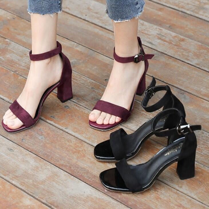 New open toed ROMAN SANDALS summer 2020 medium heel thick heel students all kinds of button belt fairy high heels