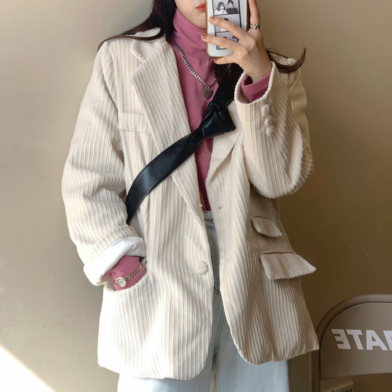 Early autumn 2020 new Hong Kong chic retro net red suit Korean loose corduroy Blazer woman