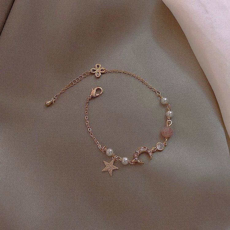 Girl's heart bracelet half moon curved net red best friend Bracelet two sisters rope female students Korean version of INS star and moon Bracelet