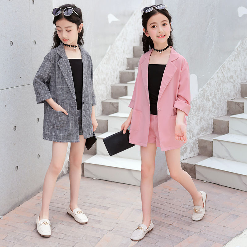 Girls' three piece suit 2020 spring summer coat Korean Blazer two piece medium and large children's suit foreign style girl