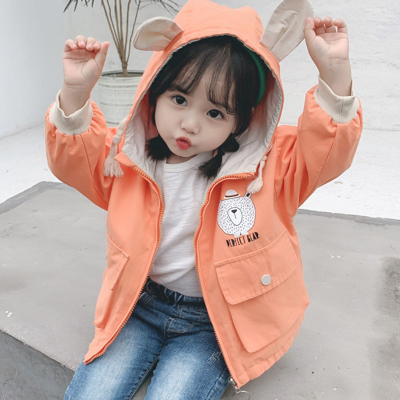 Baby coat girl spring and autumn clothes foreign style 1-3-5 years old 6 girls windbreaker baby children Princess cartoon top Han banchao