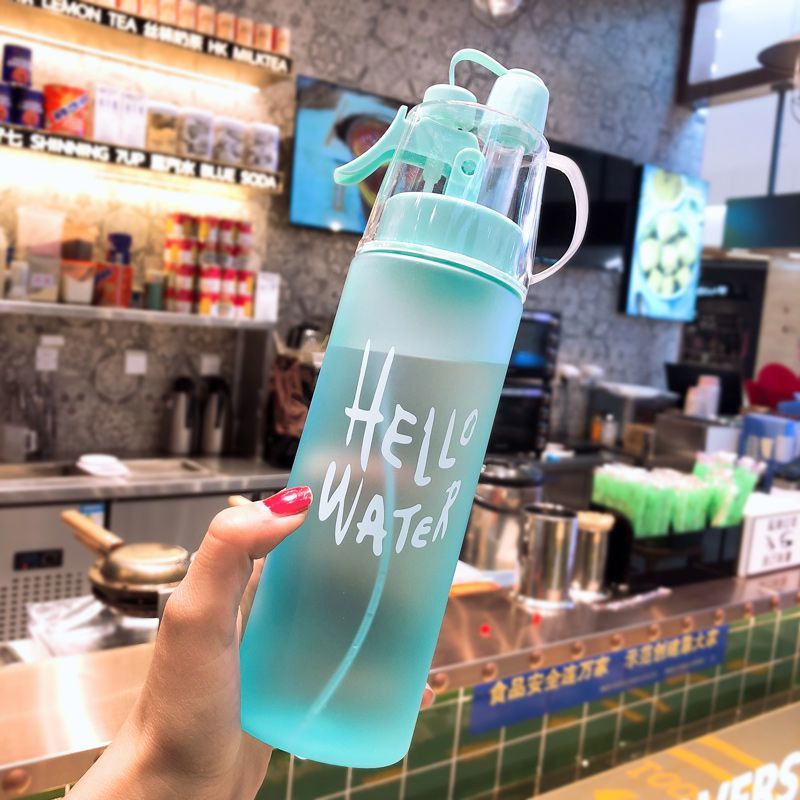 Multifunctional spray cup spray water cup, outdoor sports kettle, children portable creative student spray bottle.