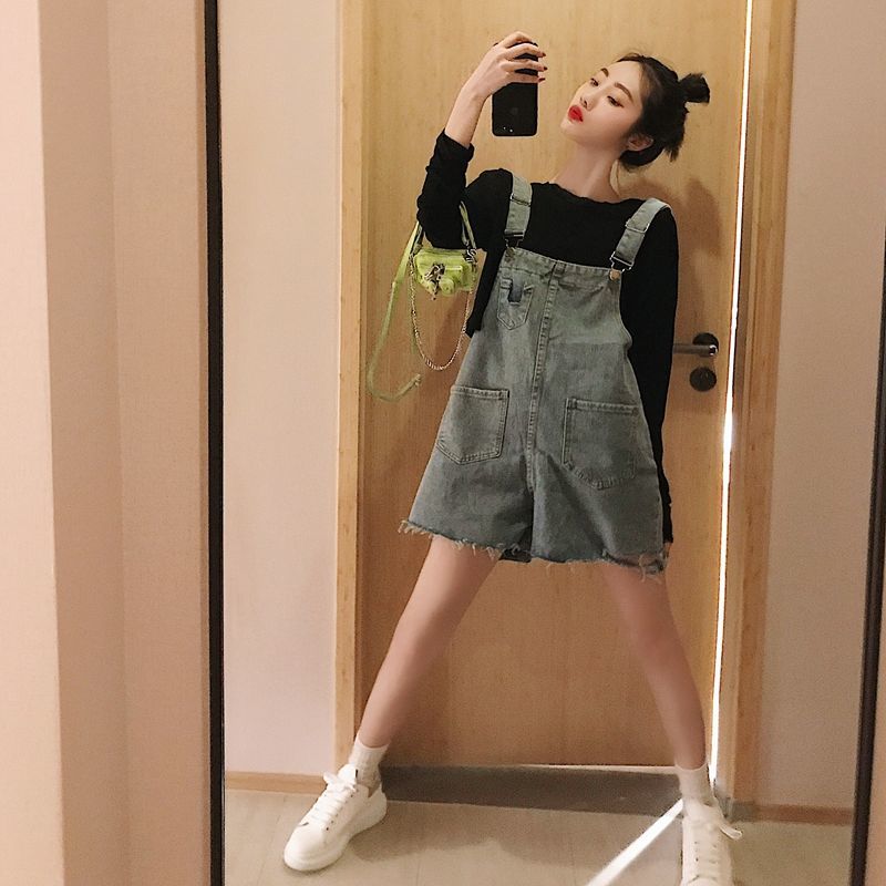Large denim strap shorts women's summer new Korean loose pants 200 kg fat mm sling Jumpsuit