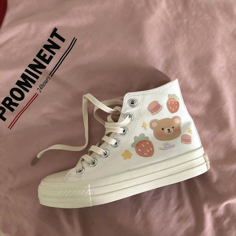 Soft girl high top canvas shoes girl heart small white shoes graffiti hand painted lovely fairy board shoes ins low top white shoes