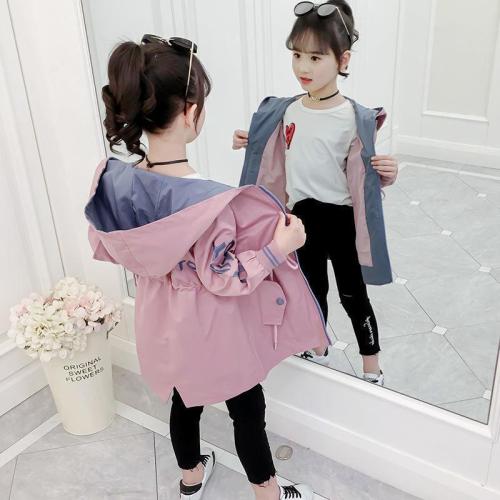 Children's wear girls' spring and autumn coat 2020 new Korean children's foreign style windbreaker