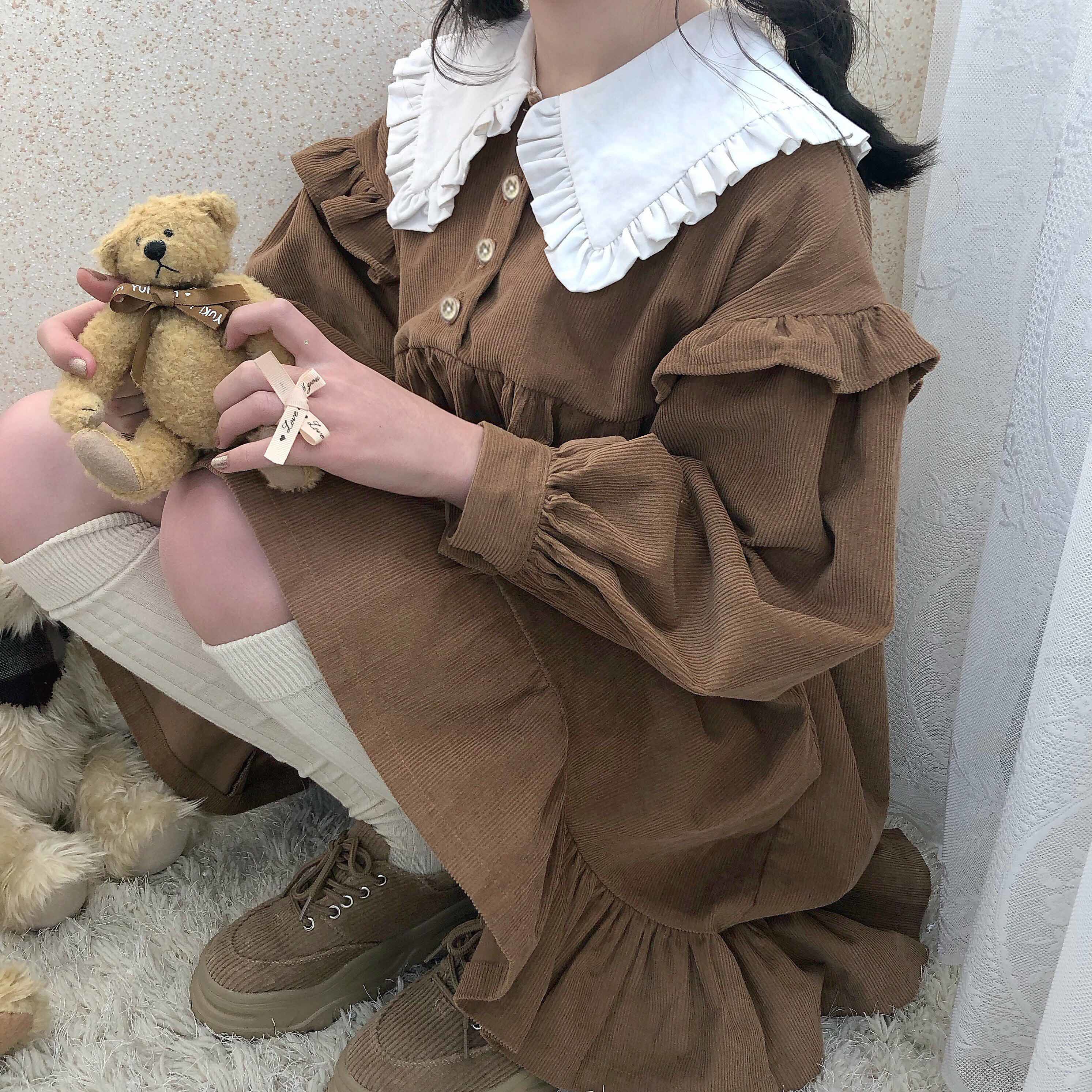 Autumn and winter soft girl lovely lotus collar bubble sleeve color matching loose long sleeve student dress boudoir