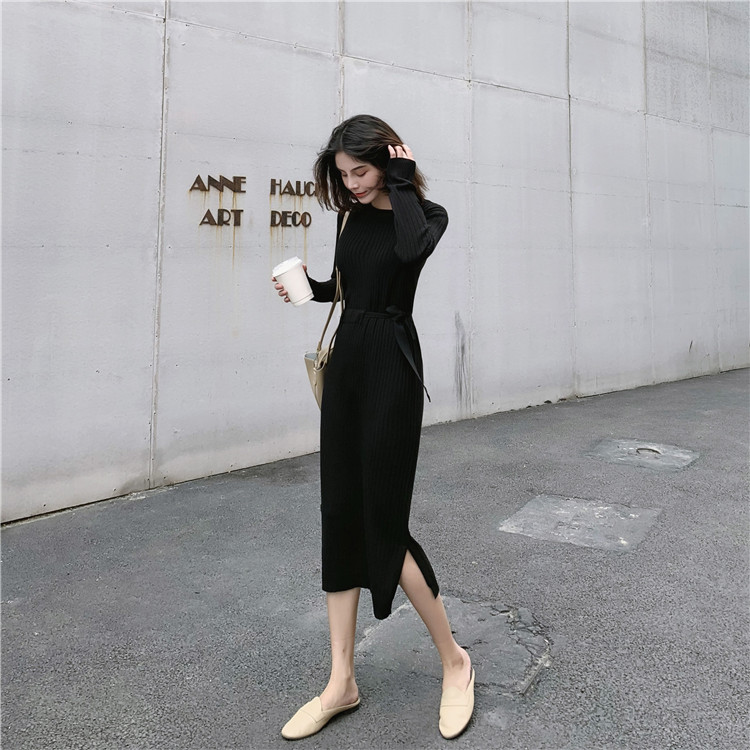 Autumn-style Korean version of knitted dress with round collar and long sleeves, cross-knee and slim body